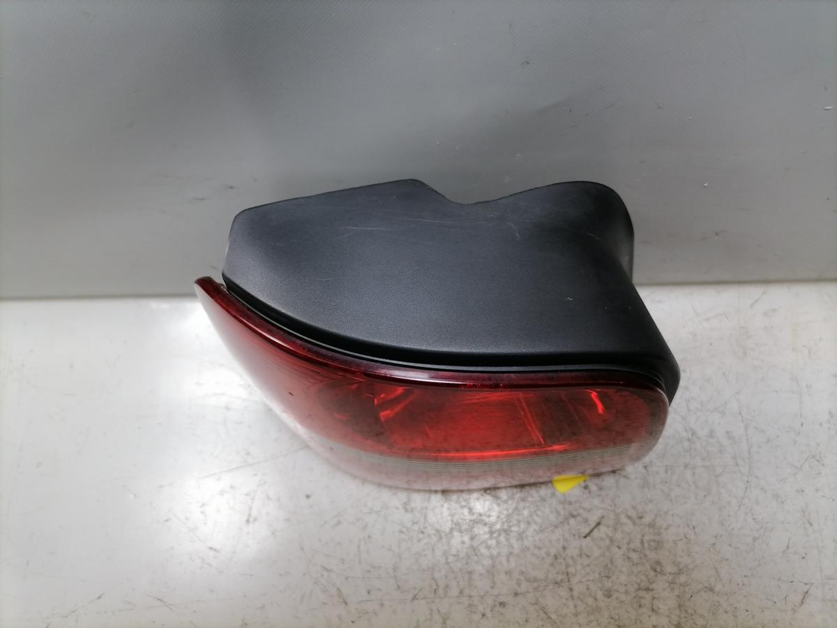 VW Touran 1T original R&uuml;cklicht R&uuml;ckleuchte Schlussleuchte links Bj.2006